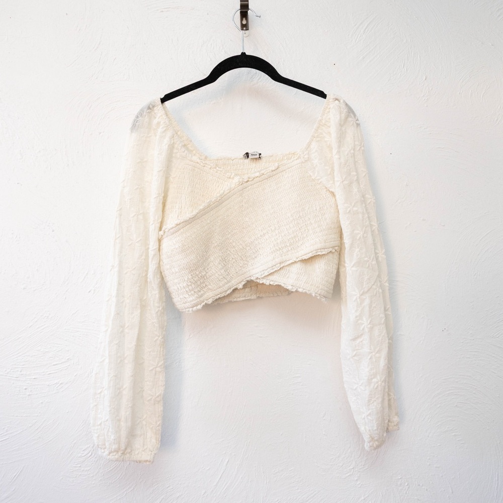 American Eagle Long Sleeve Cropped Top (Off White)